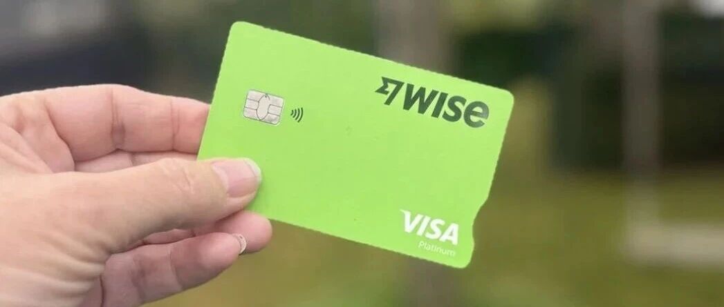 Wise允许中国身份证注册，免费领取的美国银行账户，香港银行账户，以及全球各个国家的账户缩略图